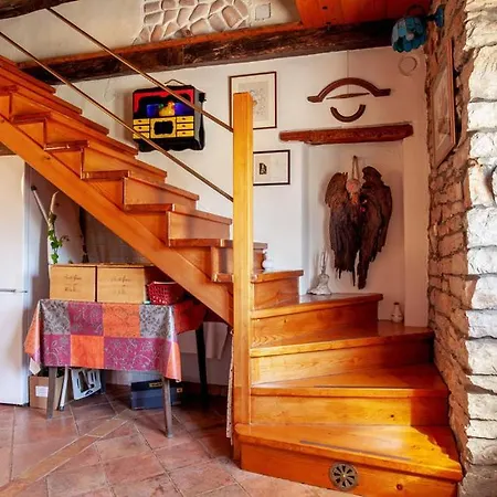 House Raul 1974