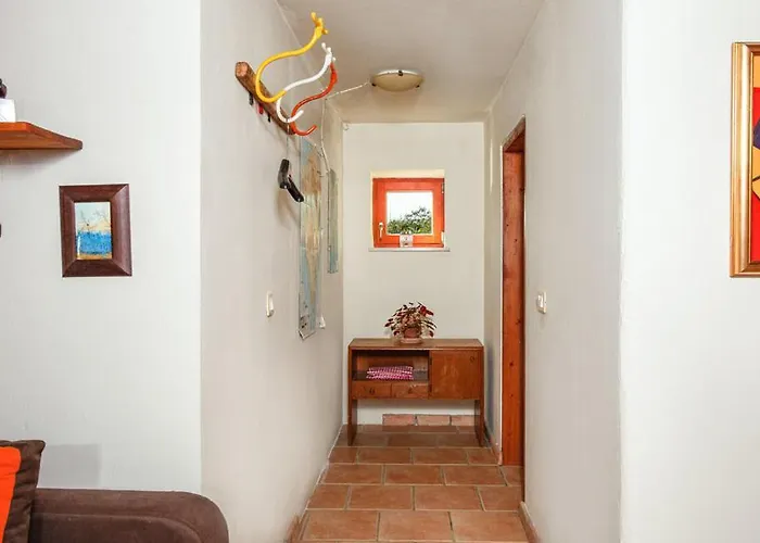 House Raul 1974